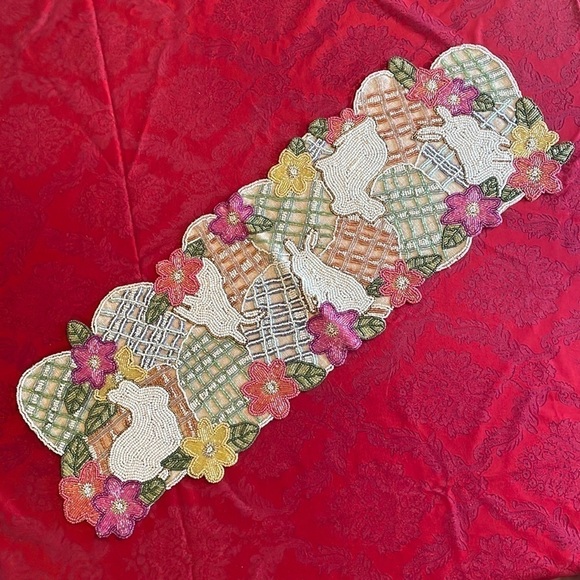 Brand New Colorful 36" Easter Bunnies Eggs Floral Spring Beaded Table Runner - Picture 13 of 13